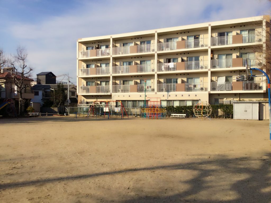 0BA2100E-B416-4F3E-BA4F-443469B761A2