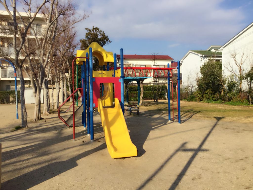 5C5F3AFC-C775-4D4D-8A5C-74A4BB856B81